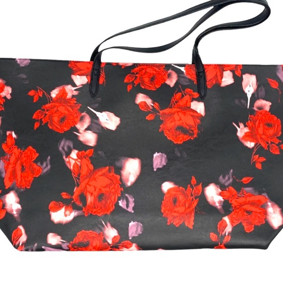 Victoria's Secret Limited Edition 2019 - Picture 3 of 10